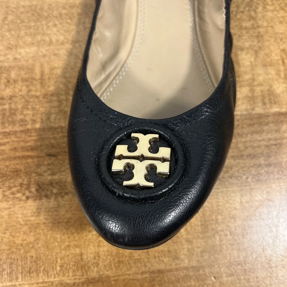 Women's Black Tory Burch Claire Ballet Flats Gold Tone Logo Emblem Size 9